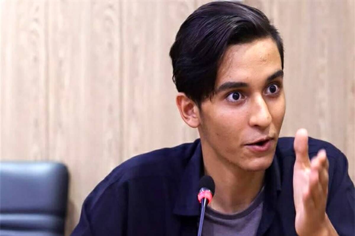 علوم انسانی را باید به سمت انقلاب و تمدن ایرانی- اسلامی متمایل کرد
