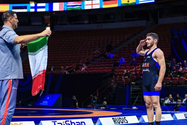 برافراشته شدن پرچم جمهوری اسلامی ایران در خاک آمریکا، گامی بلند در مسیر  ساختن ورزش قوی برای ایران قوی