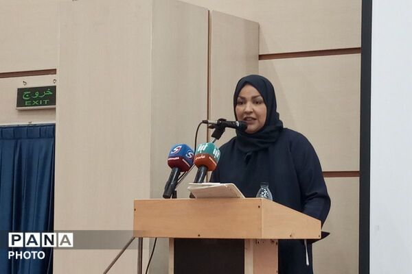 عصر شعر غدیر نصیرشهر با حضور شاعران کشور