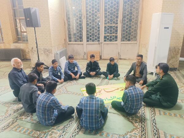 تجلی پیوند مدرسه و مسجد در خاتم