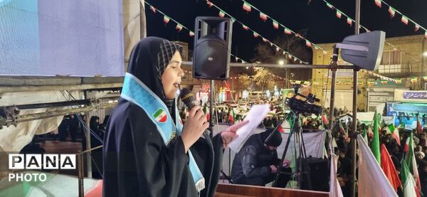 اربعین قربانیان شجره طیبه با حضور پرشور شهروندان غیور زنجانی