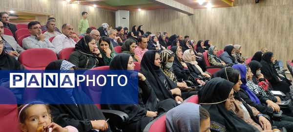 برگزاری جلسه انجمن اولیاء و مربیان دبیرستان نمونه دولتی فرزانگان شیروان