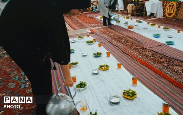  ضیافت افطاری در مسجد چهارده معصوم الغدیر