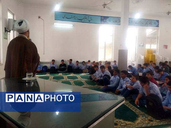 برگزاری طرح کشوری قاضی مدرسه در دبیرستان نمونه دانش 