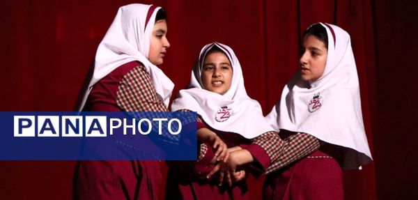 حضور نماینده استان در مرحله کشوری چهارمین جشنواره ملی تئاتر درسی در میناب