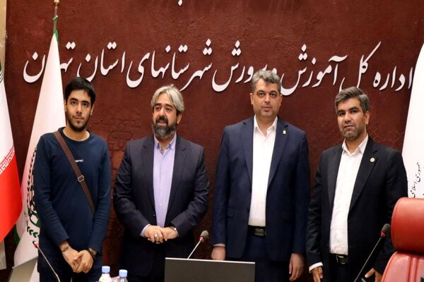 نشست صمیمی فعالین رسانه ای دانش‌آموزان با مدیرعامل خبرگزاری پانا