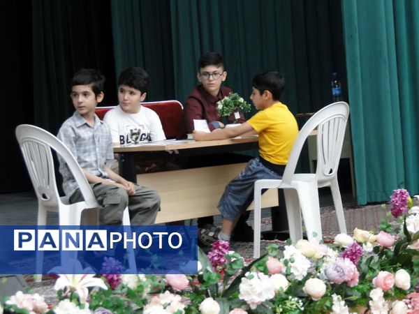 مسابقه حفظ ۱۴ سوره قرآن کریم ویژه سالروز ارتحال امام خمینی(ره) در منطقه ۱۰