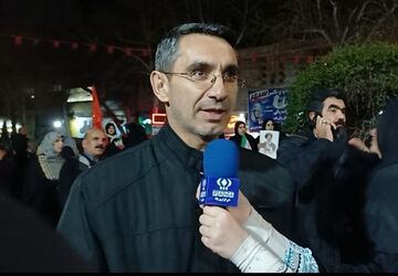دانش‌آموزان از آغاز جنگ‌ رمضان در کنار رزمندگان ایستاده‌اند 