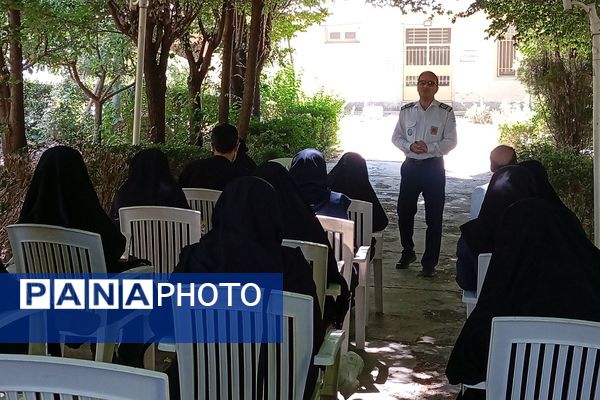 برگزاری دوره توانمند سازی مربیان پیشتاز در منطقه پردیس 