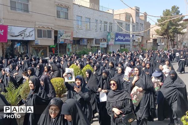تشییع باشکوه پیکرشهیدان در پیشوا 