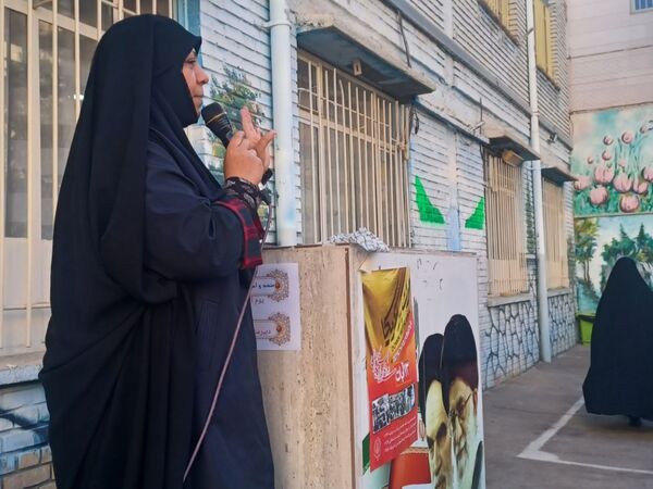 مراسم روز دانش‌آموز و ۱۳ آبان در دبیرستان شاهد تکتم