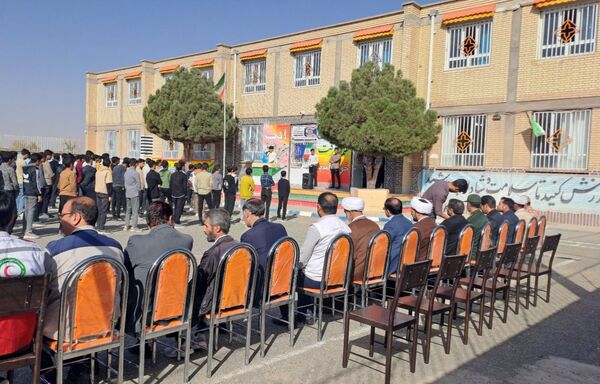 آیین نواختن زنگ پدافند غیرعامل در زاوه