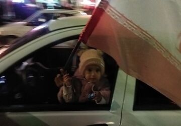 چهل و یکمین رژه ماشینی بلوار فضل نیشابور پس از آغاز جنگ