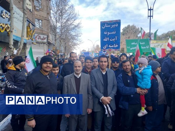 حماسه حضور مردم کاشمر در ۲۲ بهمن از قاب پانا