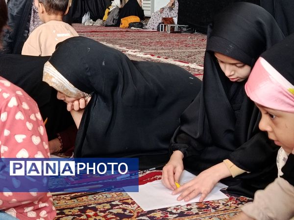 برپایی غرفه کودک در نمازجمعه شهرستان کاشمر 