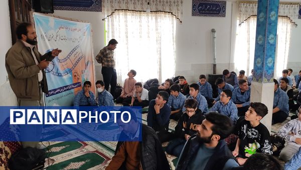 دومین روز از اردوی تمشک در شهرستان خمین 