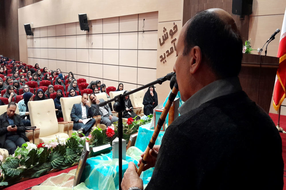 همایش بزرگداشت روز سعدی در نجف آباد 