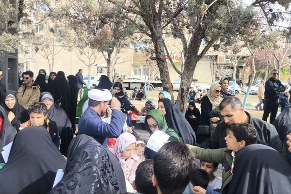 بازدید امام جمعه شهرستان رباط‌کریم و رئیس‌اداره‌ امورخیریه از موکب رباط کریم