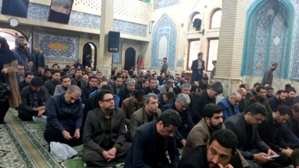 نمایش قدرشناسی فرهنگیان گیلان در مراسم سوگواری شهدای خدمت در مسجد قدس رشت