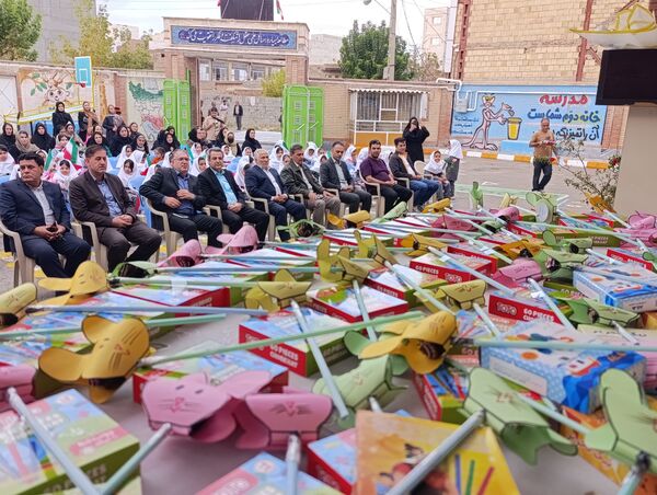 جشن شکوفه‌ها در ملکان؛ استقبال گرم از نوگلان دبستانی