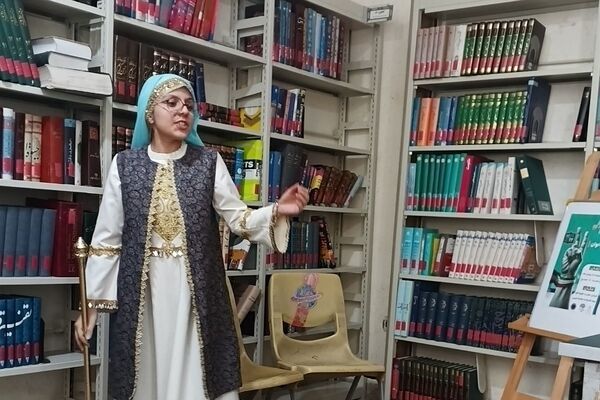 محفل «مام وطن» با طنین شاهنامه‌خوانی در کتابخانه مرکزی علامه امینی شهرستان قدس