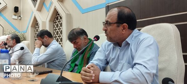 جلسه هیات امنای یادمان‌های شهدای گمنام استان قم