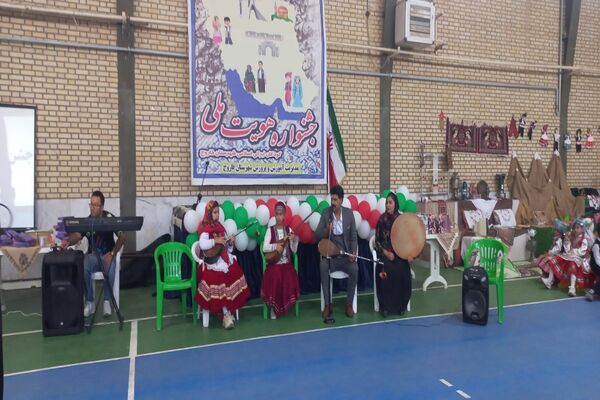 برگزاری جشنواره هویت‌های ملی اسلامی کودکستان‌های شهرستان فاروج