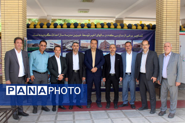 برپایی نمایشگاه هفته مشاغل در هنرستان شهید مهدی هندویان قم