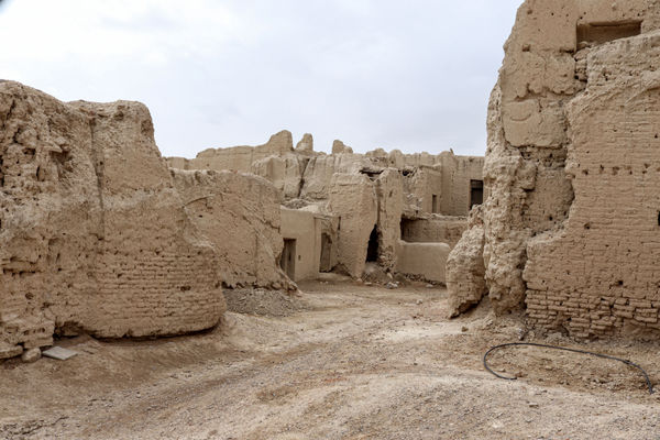 قلعه باستانی ایزدخواست؛ نخستین بنای طبقاتی دنیا