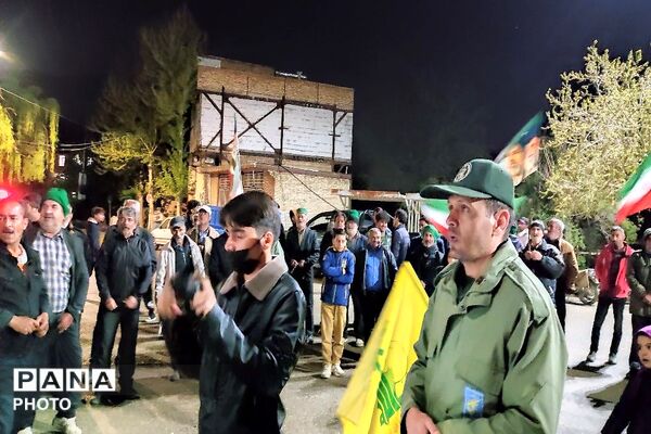 مقاومت در خیابان‌های شهر بار ادامه دارد