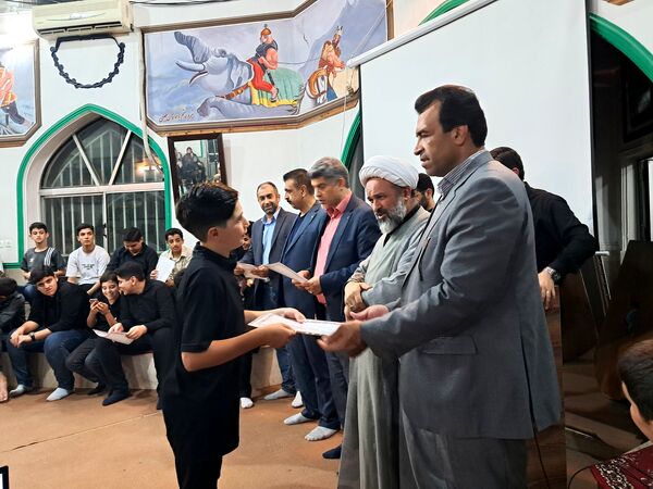 محفل انس با قرآن کریم در زورخانه باب‌الحوائج قائمشهر