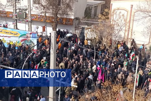 ۲۲ بهمن در ورامین، حماسه ای به وسعت یک شهر