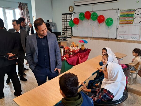 بازدید از مدارس عشایری شهرستان ملارد