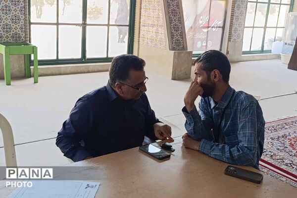 میز خدمت آموزش و پرورش خراسان شمالی در نماز جمعه؛ پاسخگویی مستقیم به مطالبات مردم
