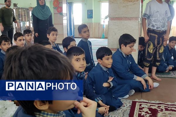 دستاوردهای خلاقانه دانش‌آموزی در دبستان پسرانه پانزده خرداد شهرری