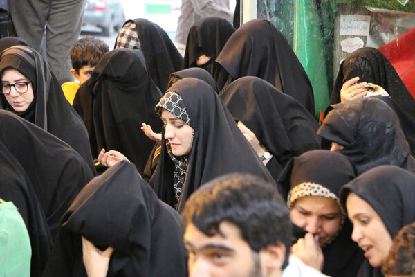 دعای عرفه در یادمان شهدای گمنام کوه خضر نبی(ع) قم