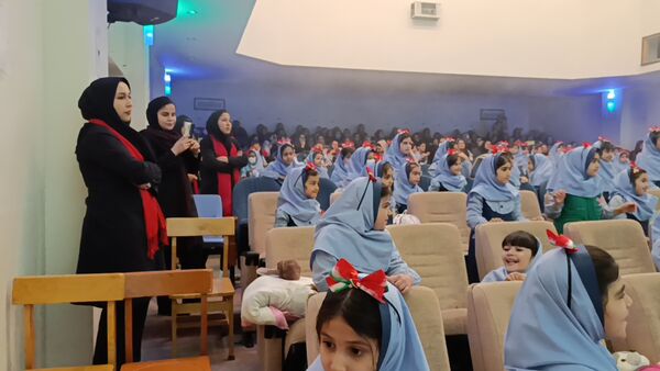 جشن یلدای مدرسه غیر دولتی مهر و ماه آشخانه 