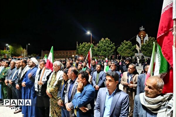 دیشموکی‌ها همچنان پای کار انقلاب