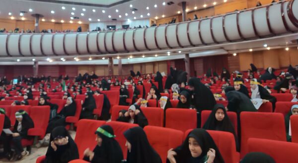ویژه برنامه فاطمه بهانه خلقت در سالن همایش صدای و سیمای خراسان رضوی