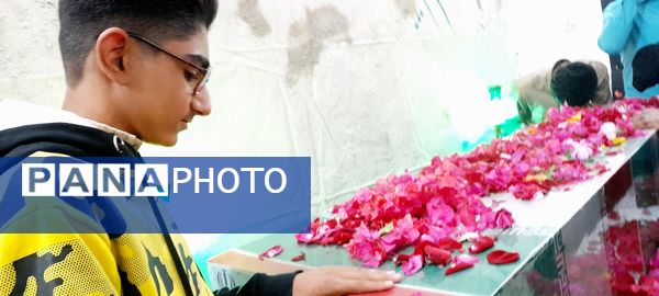 تشییع شهید گمنام در فین