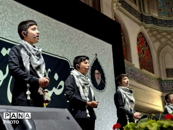 بیعت نوجوانان آرمانی با آرمان عزیز در حرم حضرت عبدالعظیم حسنی (ع)