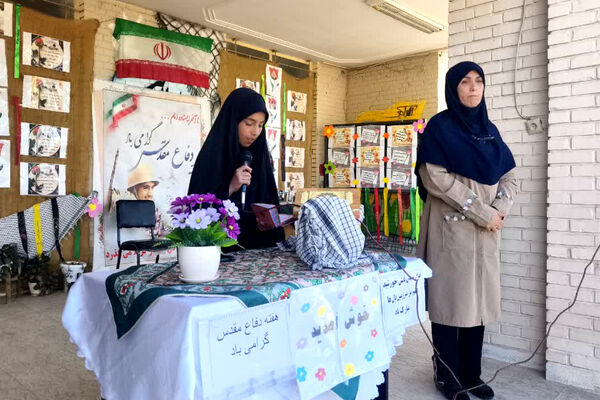 گام‌های استوار، آینده‌ای روشن: جشن آغاز سال تحصیلی در دبیرستان شاهد ام ابیها آباده