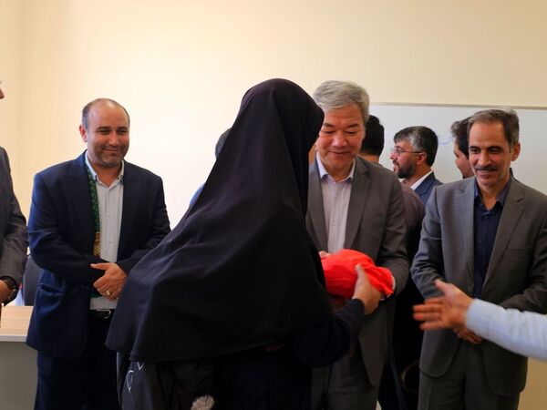 آیین بهره‌برداری و رونمایی از آموزشگاه ۱۲ کلاسه‌ علوی ۱۳ آبان در مشهد