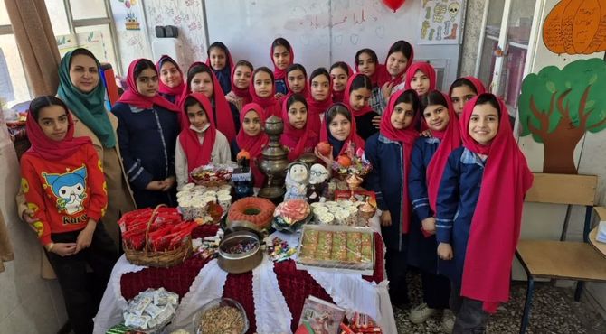 برگزاری جشن یلدا در دبستان شهید بستانی