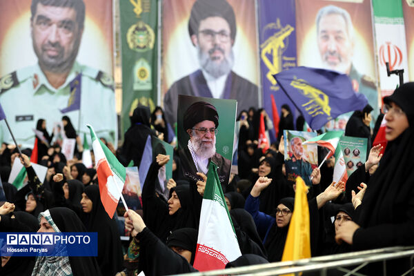 بزرگداشت شهدای اقتدار ایران