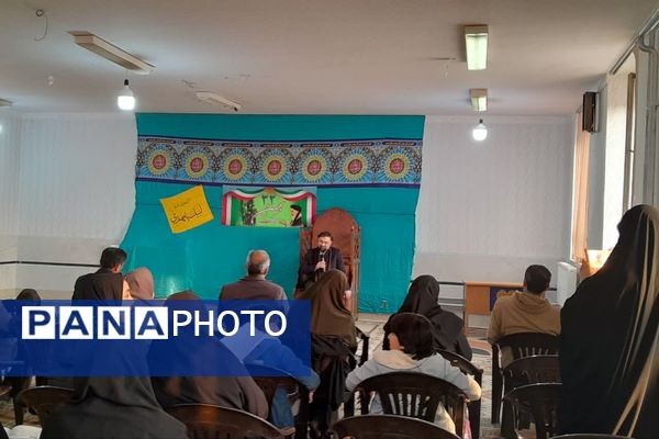 مراسم ایام الله دهه فجر در دبیرستان معارف صدرای ولایت