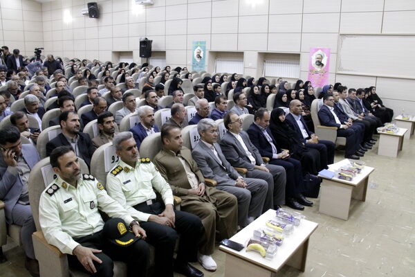  گرامیداشت مقام معلم و تجلیل از معلمان نمونه استان کردستان