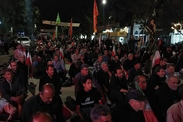 حضور پرشور مردم شهرستان نیشابور در صد و شصت و پنجمین شب از اجتماعات در حسینیه امام خمینی