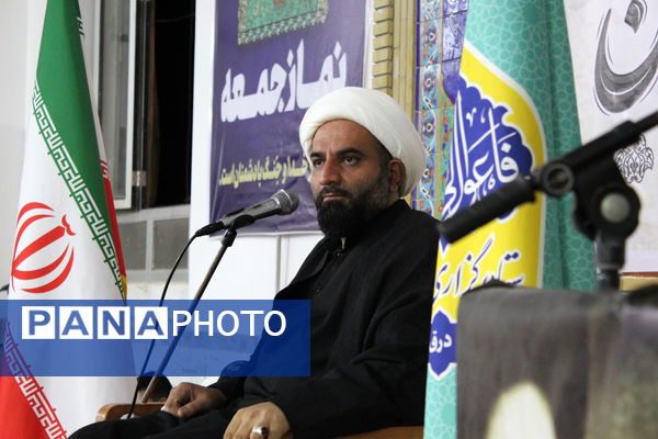 برگزاری مراسم گرامیداشت سالگرد ارتحال امام خمینی (ره) در شهر درق