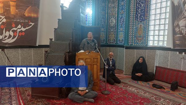 برگزاری میز خدمت به‌مناسبت هفته دولت در بلده